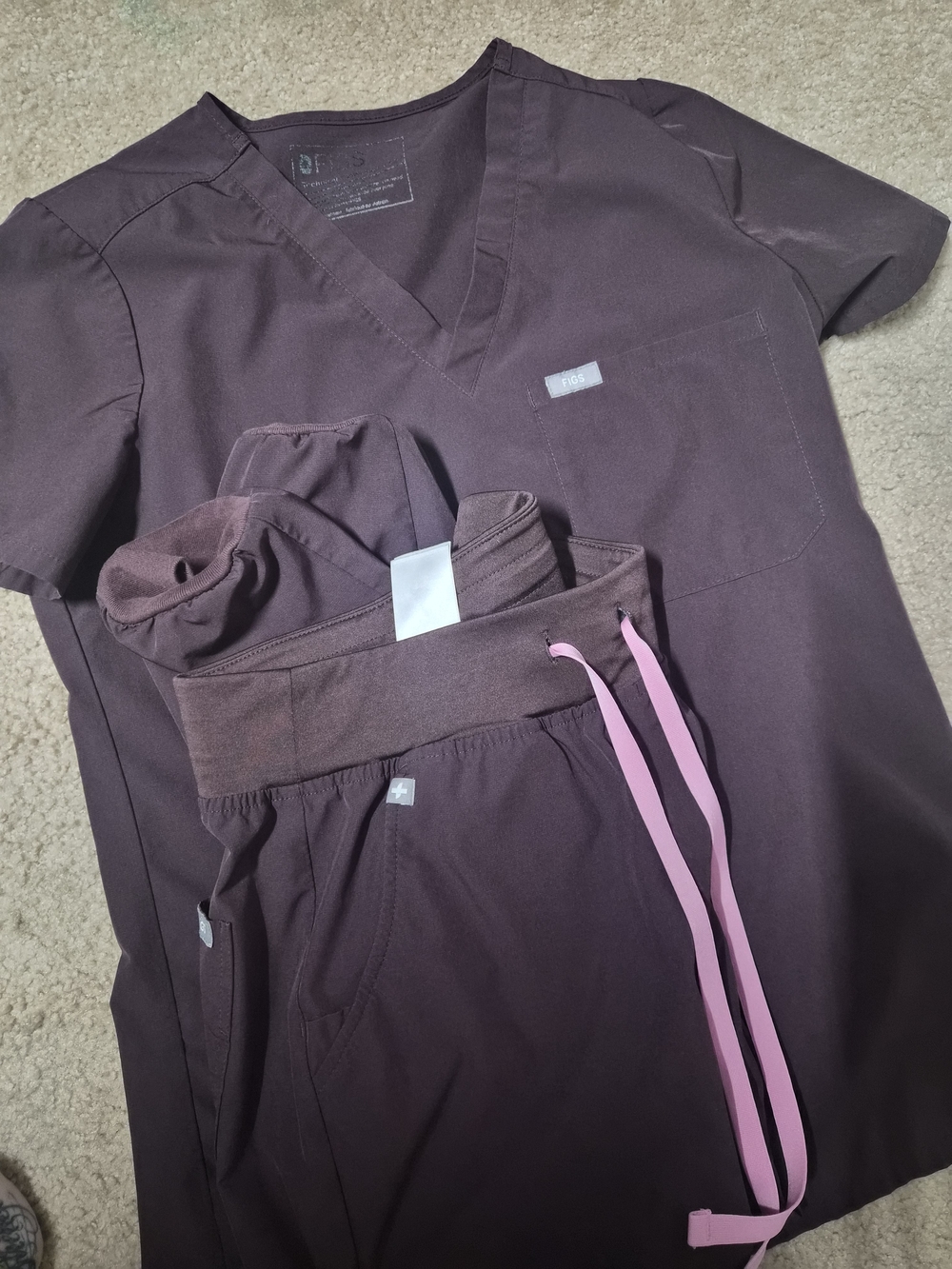 Figs Women's Scrub Set in espresso with Pink Drawstrings
